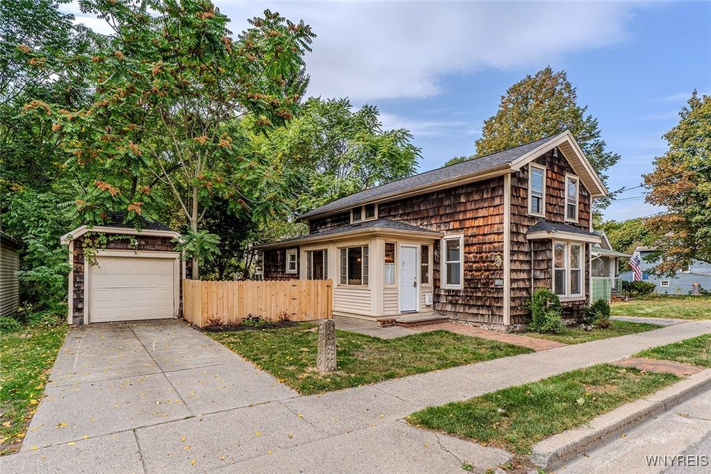 66 Evans Street, Amherst, NY 14221