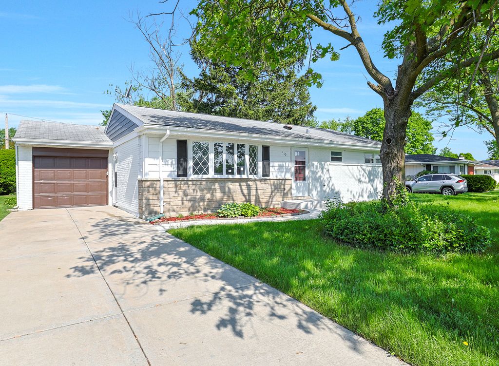 510 E Park Avenue, Elmhurst, IL 60126