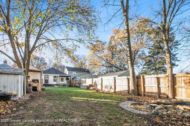 322 N Foster Avenue, Lansing, MI 48912