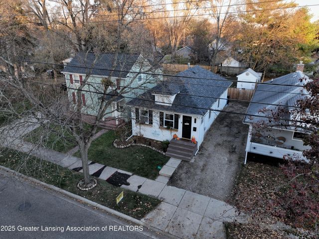 322 N Foster Avenue, Lansing, MI 48912