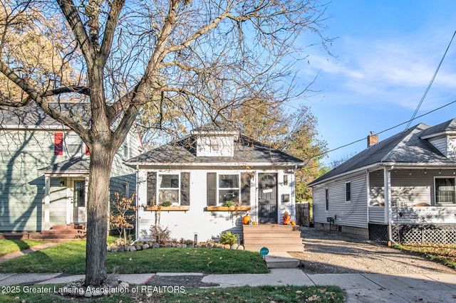 322 N Foster Avenue, Lansing, MI 48912