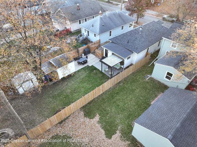 322 N Foster Avenue, Lansing, MI 48912