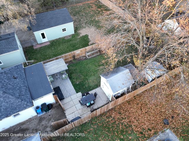 322 N Foster Avenue, Lansing, MI 48912