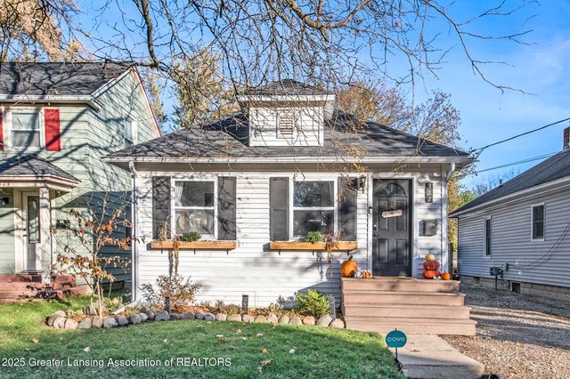 322 N Foster Avenue, Lansing, MI 48912