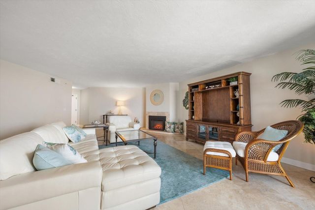 1660 GULF BOULEVARD 403, Clearwater Beach, FL 33767