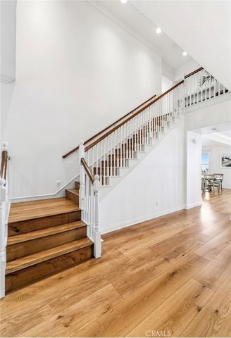 2239 Starlight Ln, Signal Hill, CA 90755