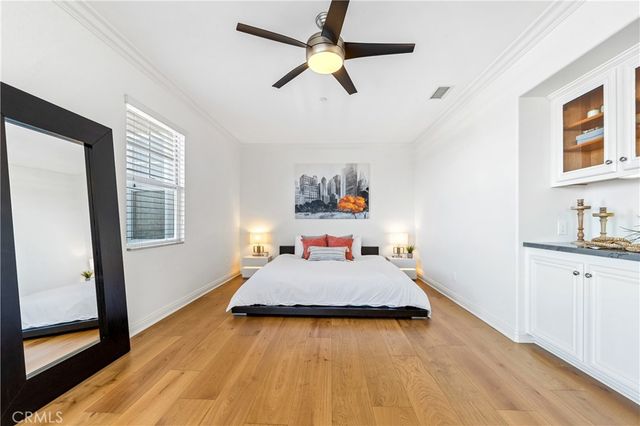 2239 Starlight Ln, Signal Hill, CA 90755