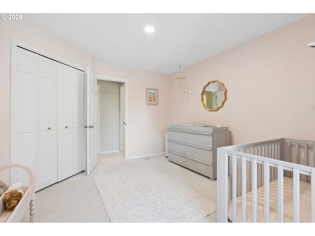 2861 RAWHIDE Ct, West Linn, OR 97068