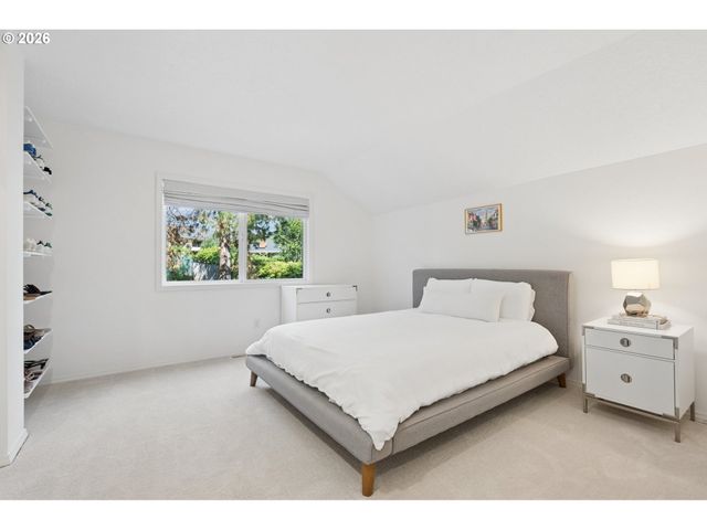 2861 RAWHIDE Ct, West Linn, OR 97068