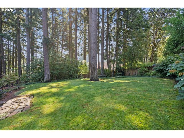 2861 RAWHIDE Ct, West Linn, OR 97068