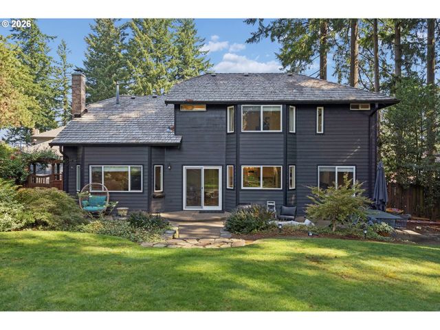2861 RAWHIDE Ct, West Linn, OR 97068