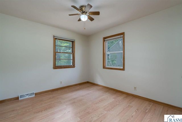 1511 Beaver Avenue, Mankato, MN 56001