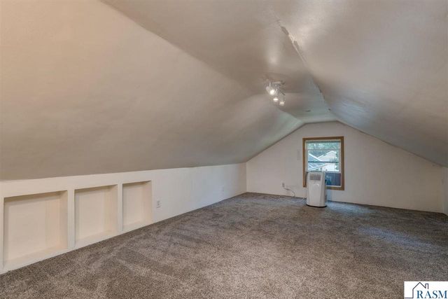1511 Beaver Avenue, Mankato, MN 56001