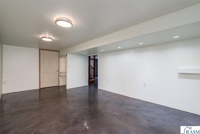 1511 Beaver Avenue, Mankato, MN 56001