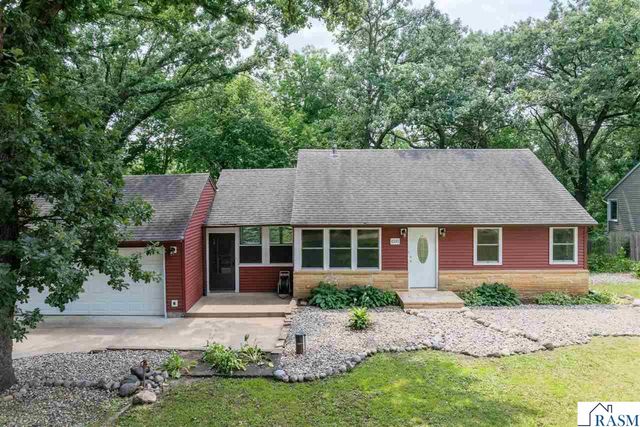 1511 Beaver Avenue, Mankato, MN 56001