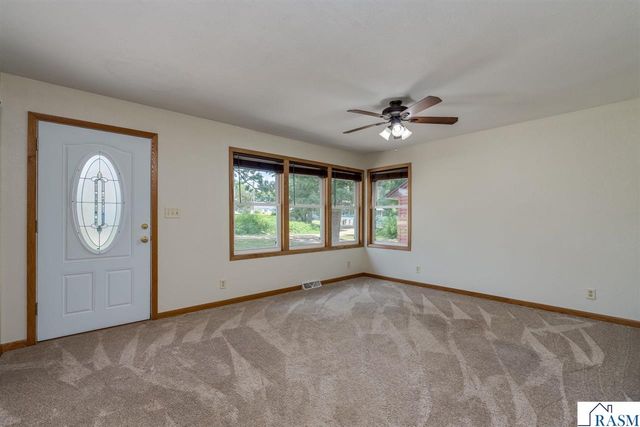 1511 Beaver Avenue, Mankato, MN 56001