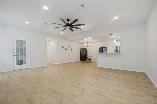 617 Alabaster Place, Cedar Hill, TX 75104
