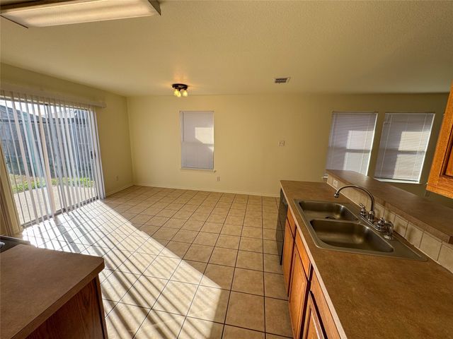 3412 Portsmouth Place, Sherman, TX 75092