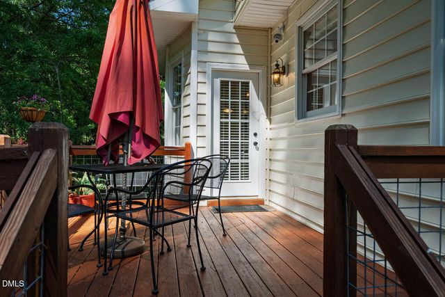 111 Woods Walk Court, Carrboro, NC 27510