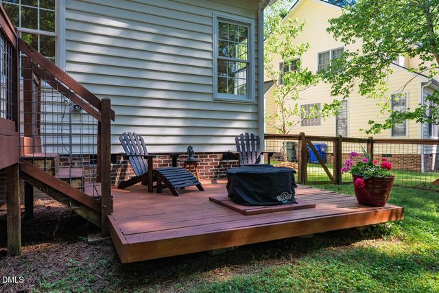 111 Woods Walk Court, Carrboro, NC 27510