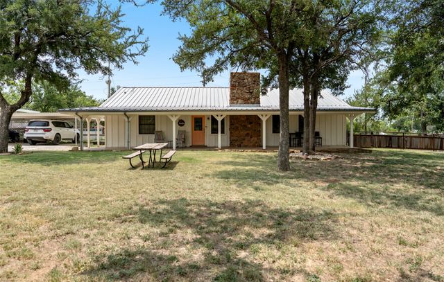 308 Abilene Street, Gordon, TX 76453