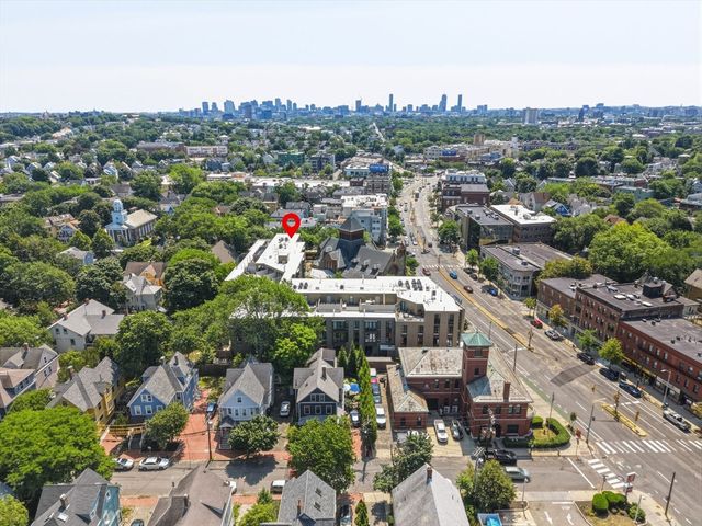 7 Beech St 219, Cambridge, MA 02140