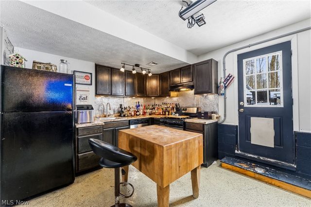 144 Winter Lane, Cortland, OH 44410