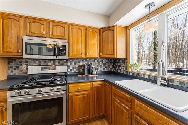 144 Winter Lane, Cortland, OH 44410