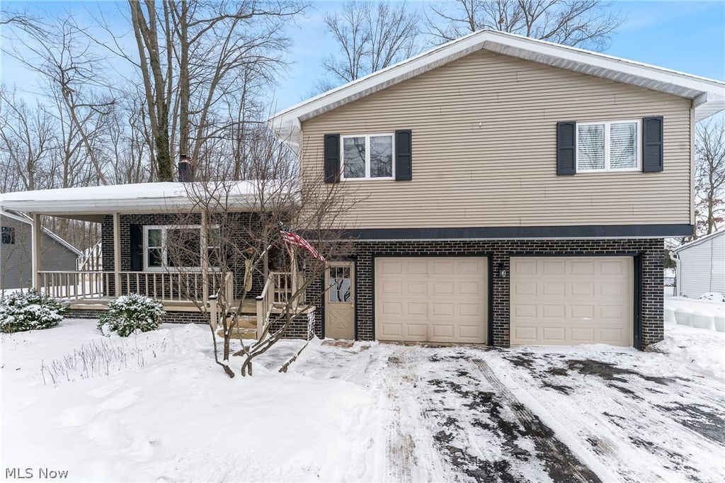 144 Winter Lane, Cortland, OH 44410