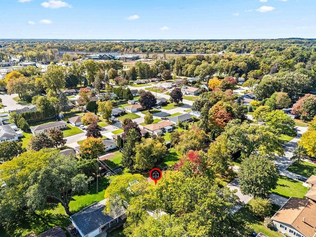 1575 FOREST GLEN DRIVE, Green Bay, WI 54304