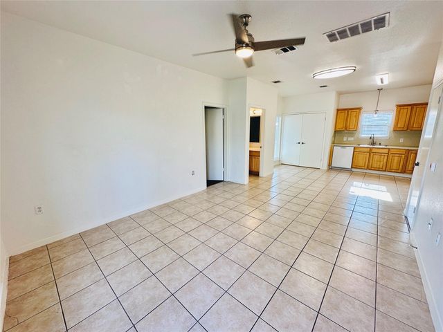 6301 Crumley LN, Austin, TX 78741