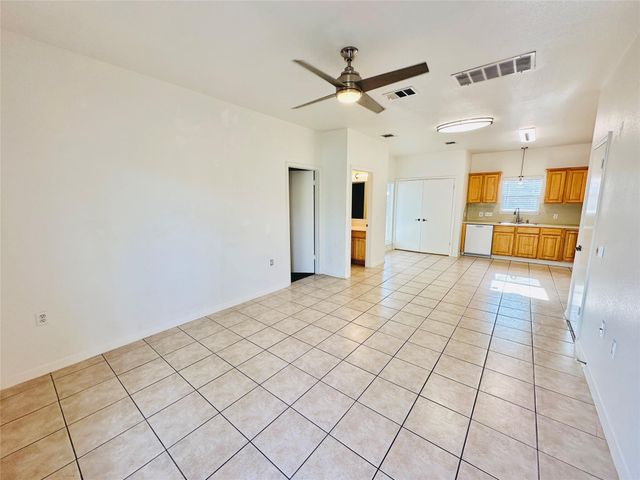 6301 Crumley LN, Austin, TX 78741