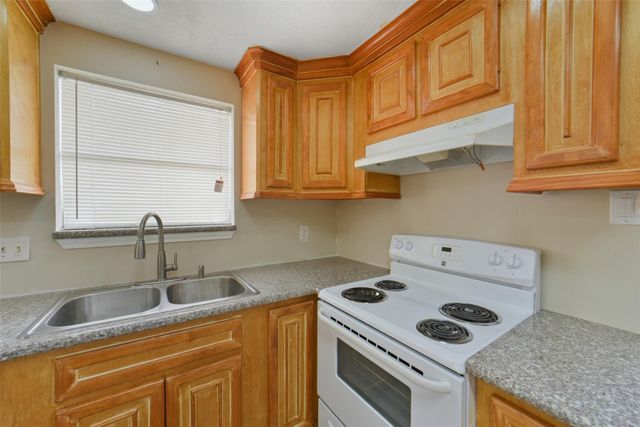 22106 Woodrose Drive, Katy, TX 77450