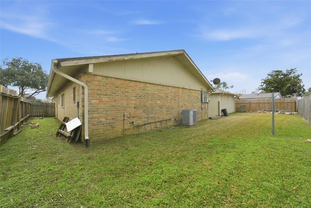 22106 Woodrose Drive, Katy, TX 77450