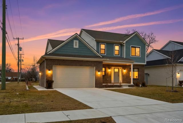 8117 Vermont Avenue, Warren, MI 48093