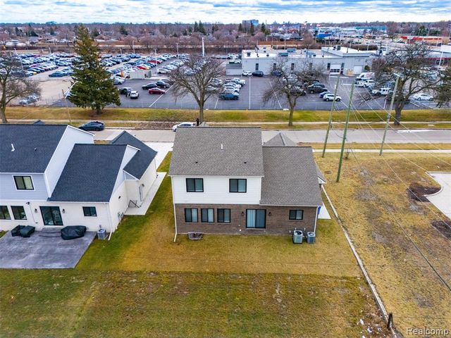 8117 Vermont Avenue, Warren, MI 48093