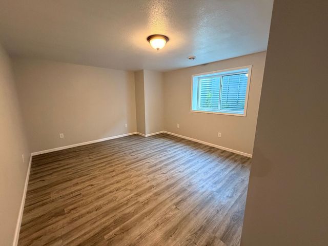 10258 Burgundy Drive, Horace, ND 58047