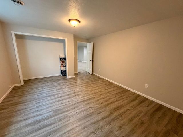 10258 Burgundy Drive, Horace, ND 58047