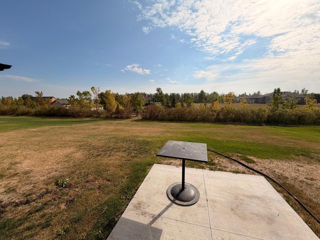 10258 Burgundy Drive, Horace, ND 58047