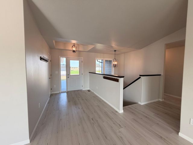 10258 Burgundy Drive, Horace, ND 58047
