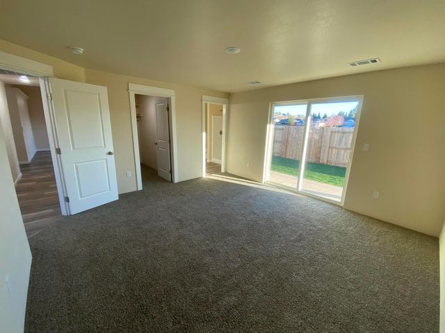 3360 Bryson Way, Medford, OR 97504