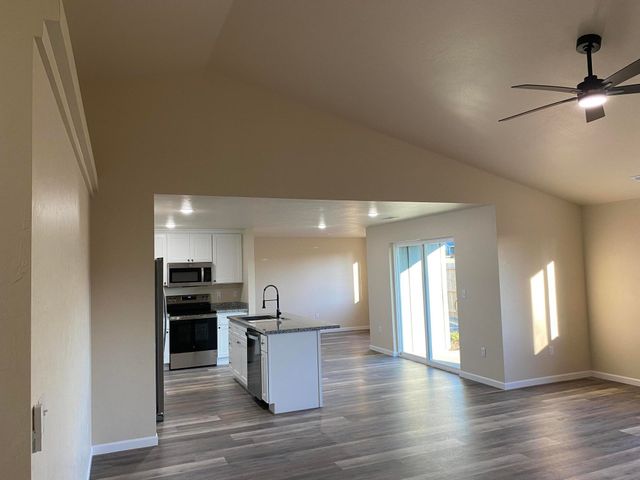 3360 Bryson Way, Medford, OR 97504