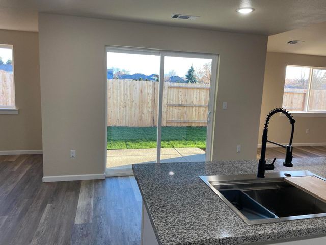 3360 Bryson Way, Medford, OR 97504