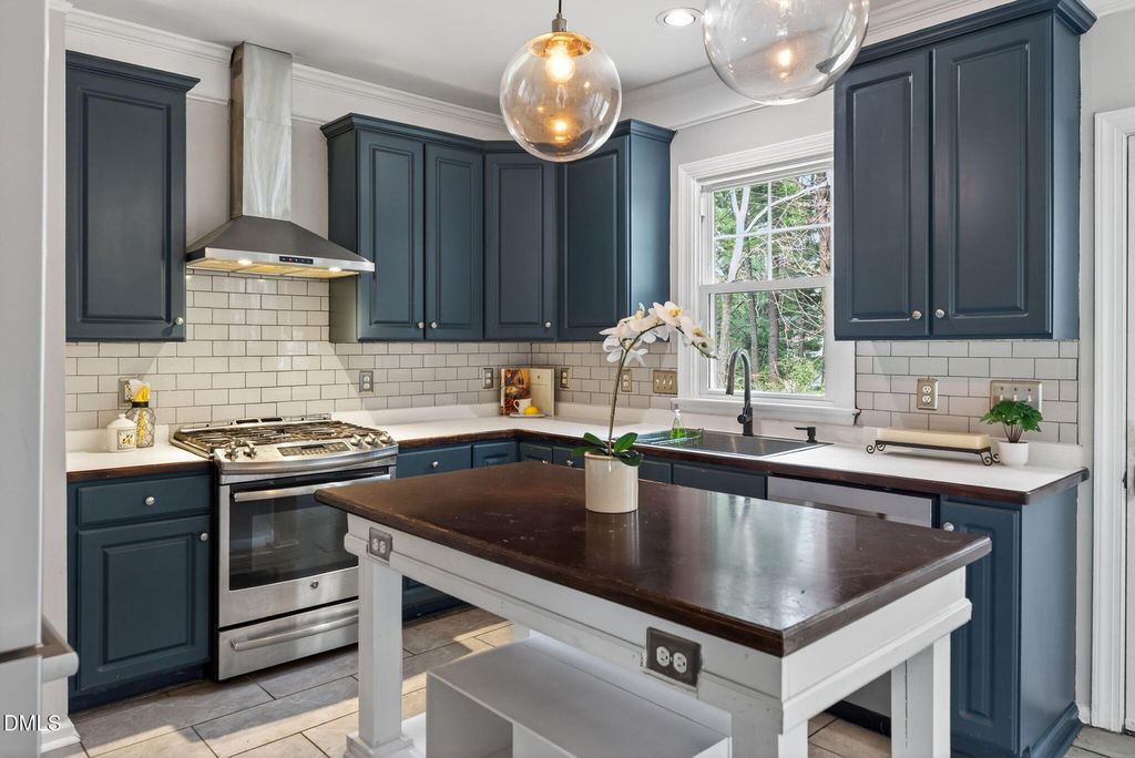 120 Carostone Court, Cary, NC 27513