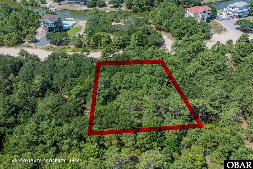 Image 8 of property listing at 2247 Ocean Pearl Road Lot 12, Corolla, NC 27927