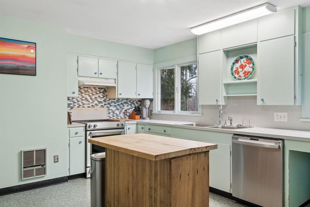 227 Garey Road, Thetford, VT 05043