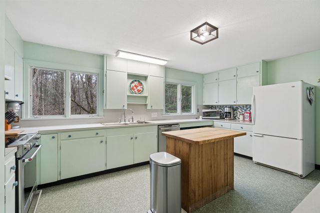 227 Garey Road, Thetford, VT 05043