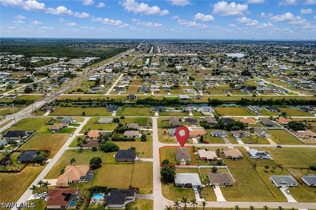 2220 NE 5th AVE, Cape Coral, FL 33909
