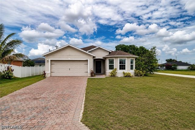 2220 NE 5th AVE, Cape Coral, FL 33909