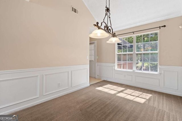 7410 Petunia Drive, Riverdale, GA 30296